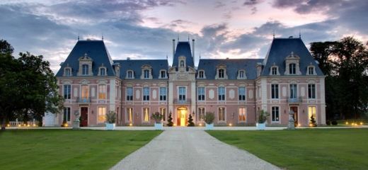 Entreprendre : Zaya Younan, le milliardaire qui transforme nos châteaux en hôtels de luxe